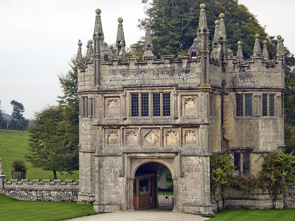 Gatehouse,Lanhydrock House,Stately Home