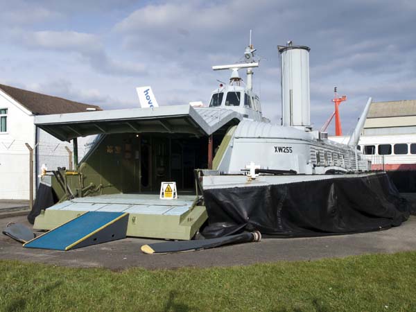 XW255,BHC-7,Wellington,Hovercraft Museum,Lee-on-the-Solent