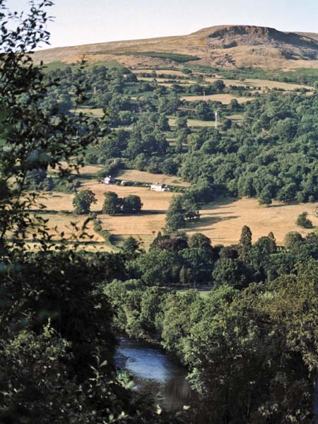 Llangattock,Crickhowell